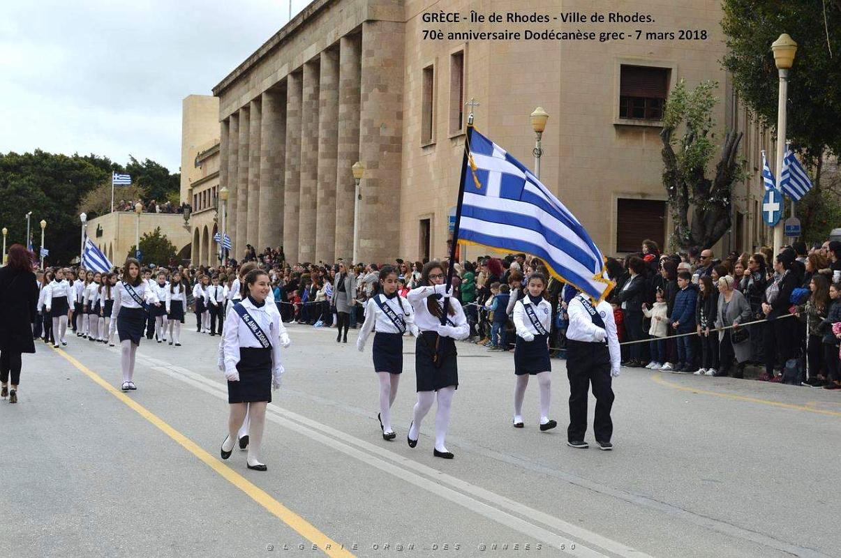234- Rhodes- Defile Dodecanese grec.JPG